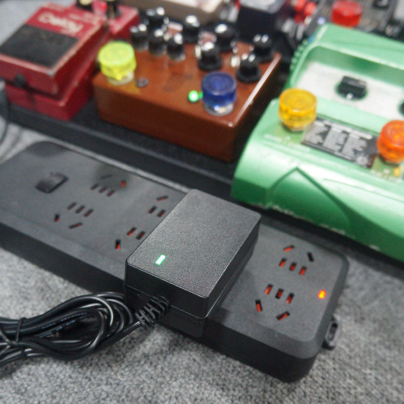 9V Effects Pedal Professional Power Supply Noise Reduction Stabilized DC External Positive Internal Negative Guitar Pedal Integrated Adapter