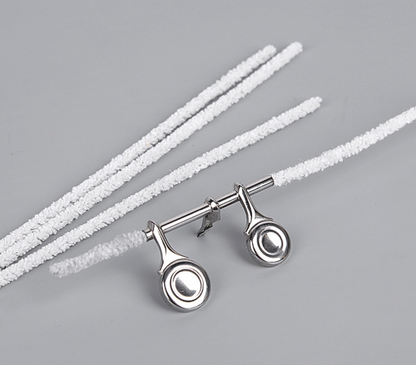 Saxophone key cleaning swabs, flute key cleaning brush, clarinet and wind instrument repair tools