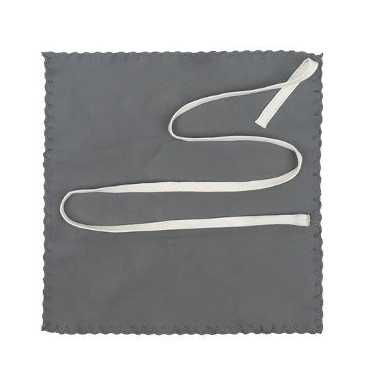 Cleaning cloth for wind instruments (clarinet, flute, saxophone), absorbent cleaning cloth for inner chambers, and gloves